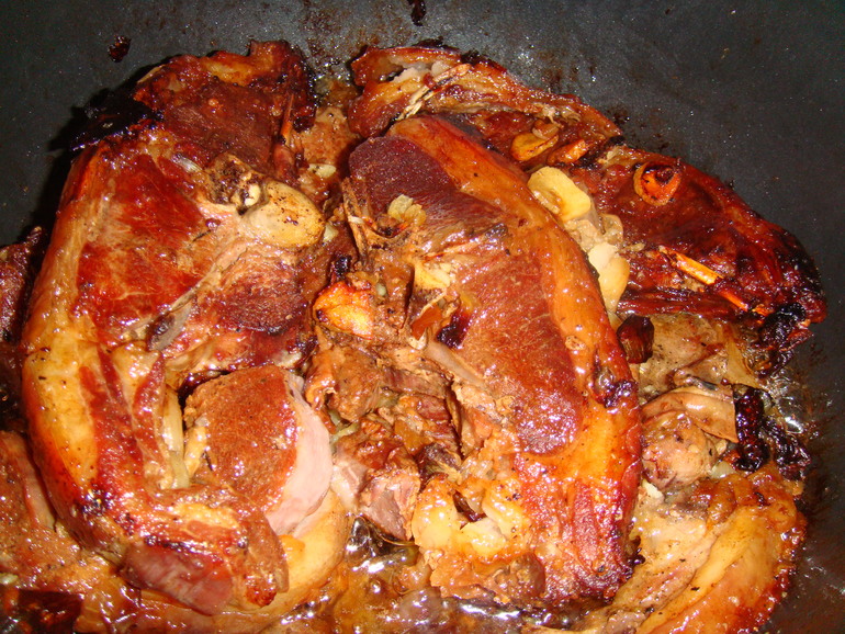 Мясо и соусы