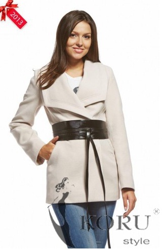 Пальто фирма КОРУ. б/у несколько раз 2000р