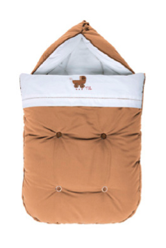 Аксессуары для новорожденных от Mayoral