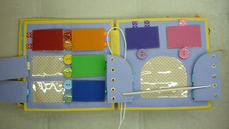 рАЗВИВАЮЩАЯ КНИЖЕЧКА С УЛИТКОЙ НА ОБЛОЖКЕ!