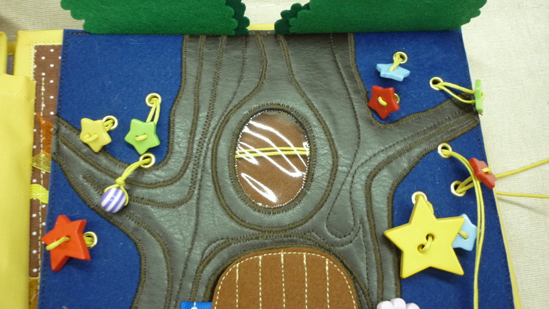 рАЗВИВАЮЩАЯ КНИЖЕЧКА С УЛИТКОЙ НА ОБЛОЖКЕ!