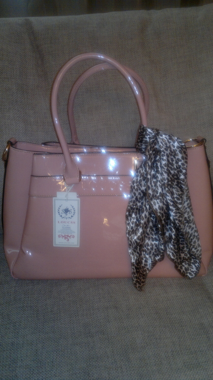 Пристрою....лак.кожа