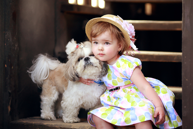 Где провожают пароходы!