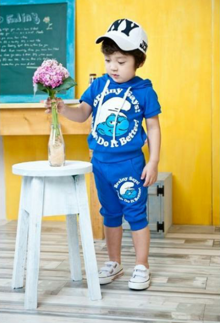 Хлопковые комплекты со смурфами, цена 450 руб! Сразу на ваш адрес!