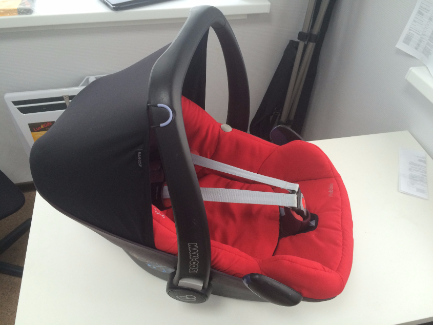 Автокресло Maxi-Cosi Pebble - 7800 руб.