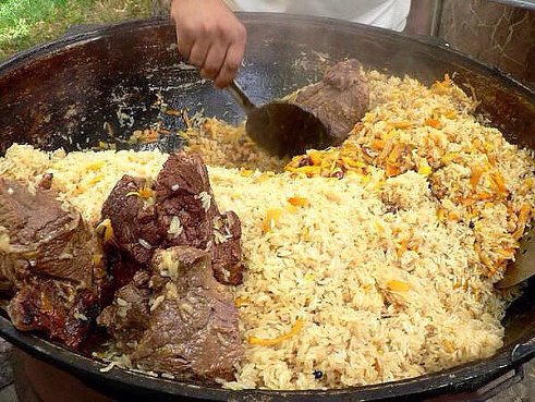 А любите ли вы плов, как люблю его я?