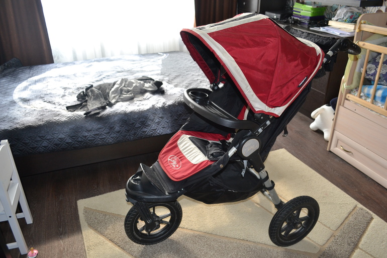 ПРОДАЮ Baby Jogger City Elite Red Sport