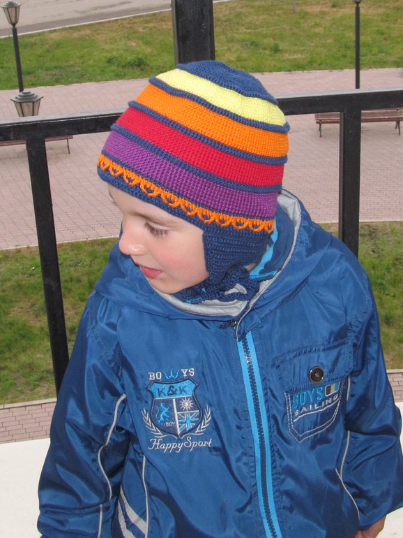 Теперь и у нас есть эта шапка..