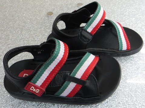 Кроссы HM -1200руб. (31р.-19,3см) и снадали D&G (кожаные 26-31р.)-1200руб.