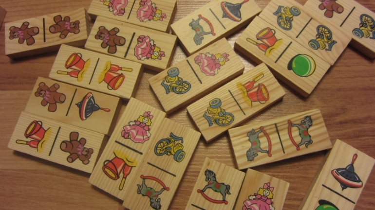 Продам деревянные игрушки немного б/у за 600 р.