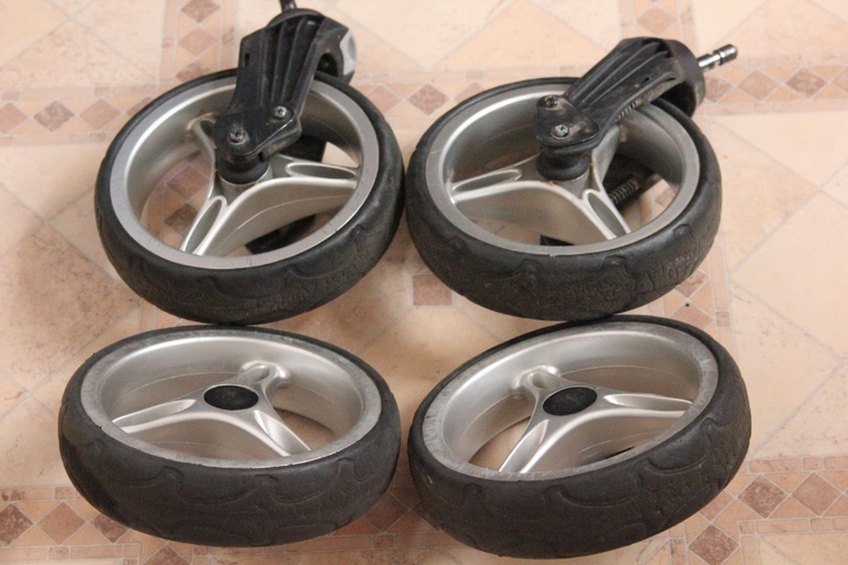 Продам Коляску BABY JOGGER City Mini 4 weel Бэби Джоггер Сити Мини 4 колеса