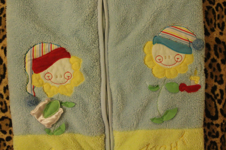 Продам новое одеяло конверт 800 руб