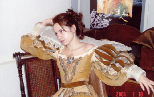 В моем шкафу. 24.04. Подурачимся