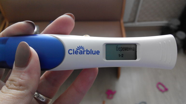 Электронный тест может ошибаться. Тест клеар Блю цифровой. Электронный тест на беременность Clearblue. Электронный тест клеар Блю положительный. Тест клеар Блю 1-2 недели.
