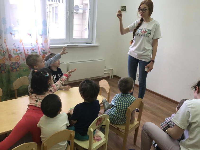 Английский язык 3 раза в неделю! Частный детский сад "Москвичата" в городе Химки