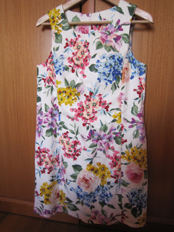 Платья летние. Хлопок. 46-48 р-р. 1500 рублей за каждое.