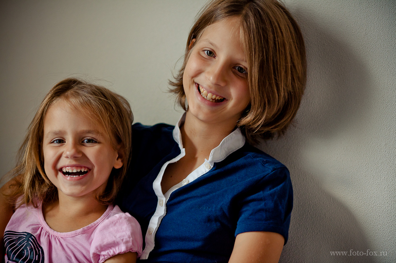 две сестренки!