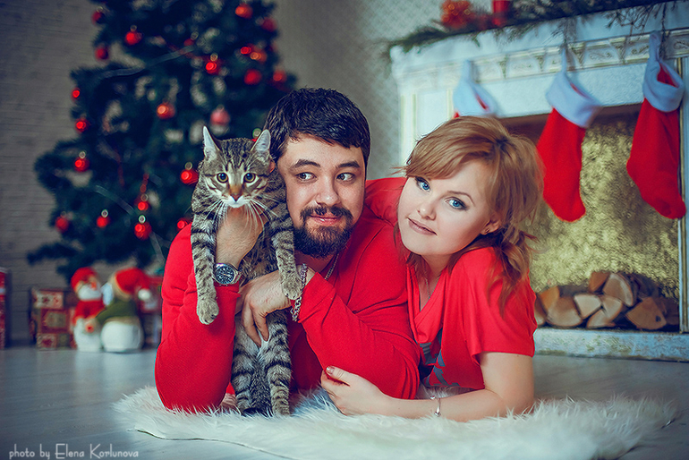 ОН, ОНА И... КОТ!
