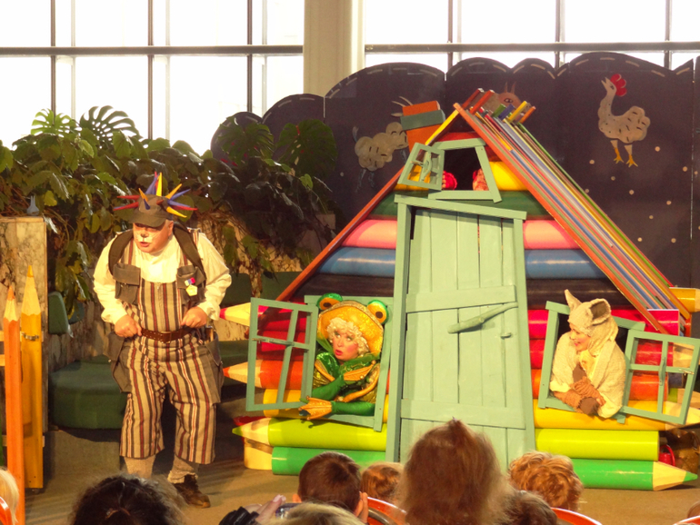 Театр Натальи Сац, спектакль