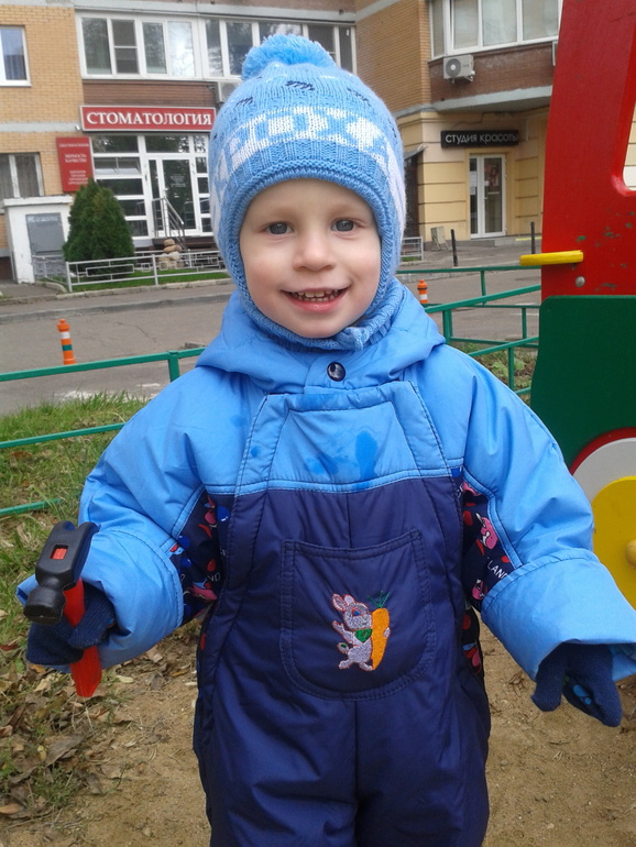 Ну и парочку последних фоток моего сынишки)