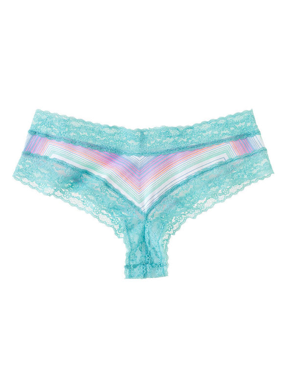Нижнее бельё и костюмчик от Victoria`s Secret