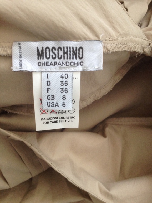 MOSCHINO платье на 40-42 размер 18000р