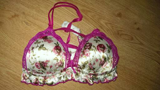 В наличии! Плотный шёлковый бюстик (Чашечка B) - 250руб.