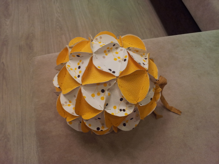 Игрушка на городскую елку