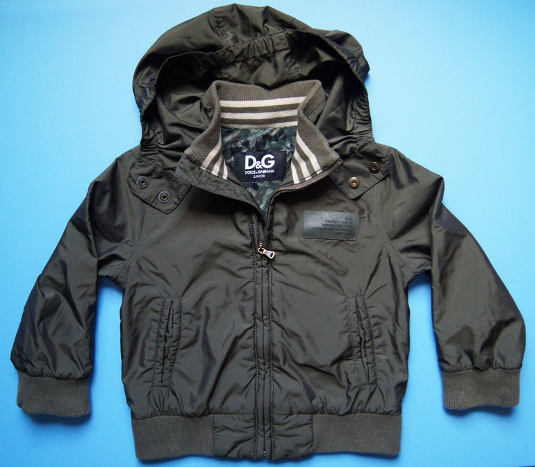 ветровка и брюки D&G на мальчика 2-3 лет