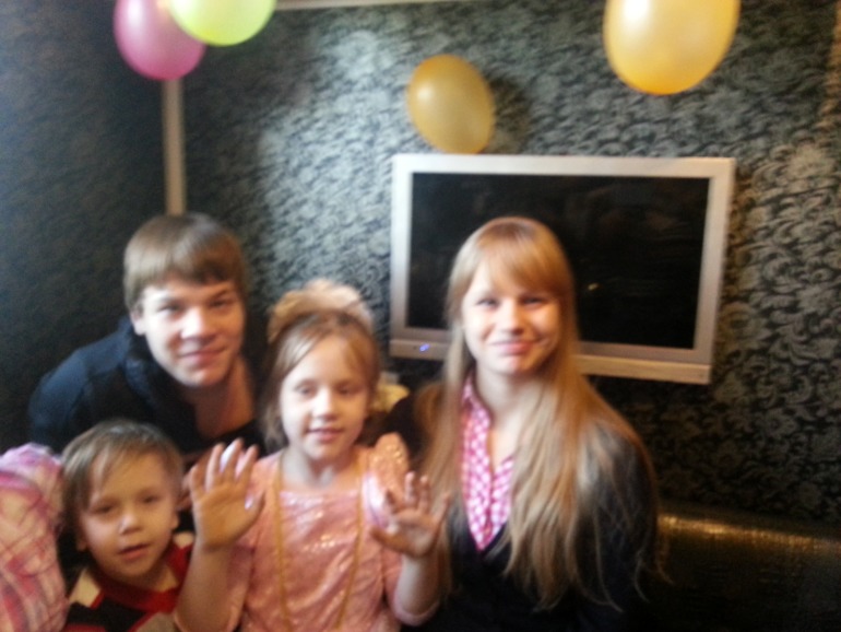 Ура, Викуськи 7 Лет