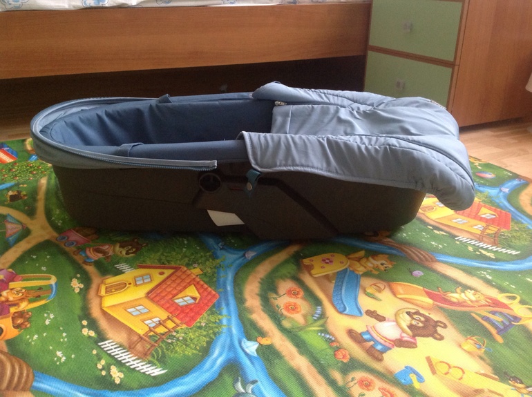 Продам люльку Stokke Xplory - цв. голубой.