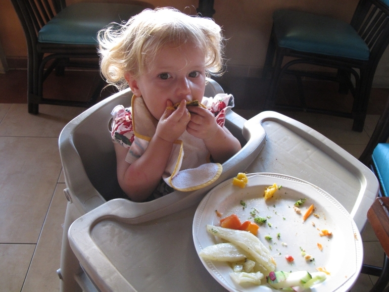 Пунта-Кана с дочкой в 1,4 года, декабрь.