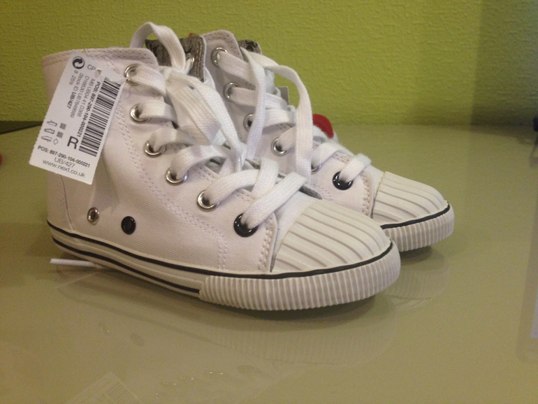 Кроссовки и кеды Next новые