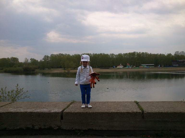 Полинка гуляет