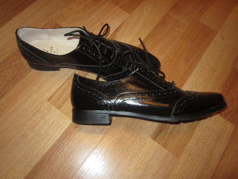 С чем носить такие ботинки?