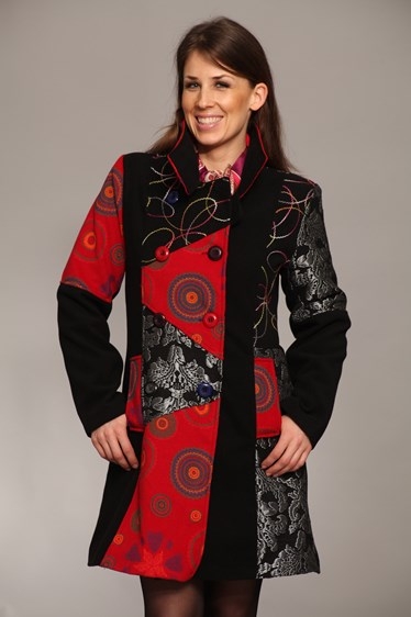 А теперь и пальто от любимого производителя !!!