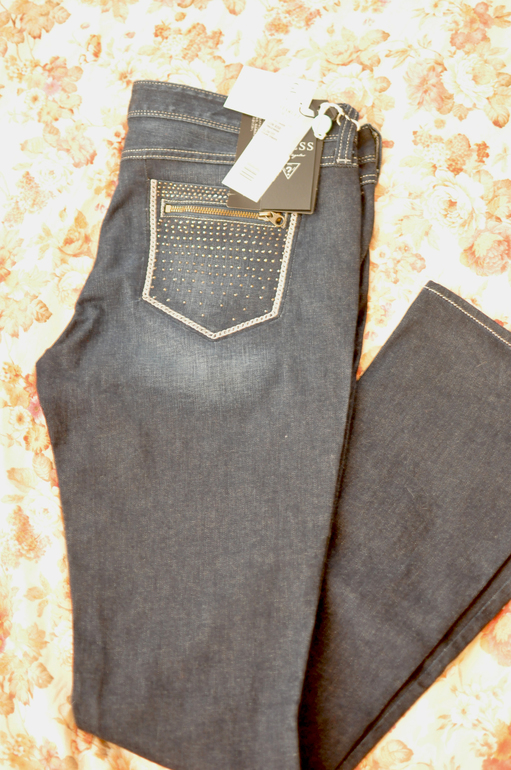 Джинсы женские GUESS (31 размер)