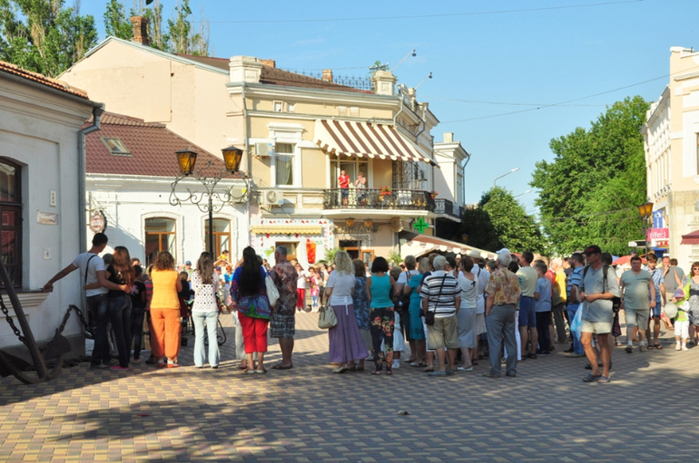Феодосию посетил фестиваль военных оркестров
