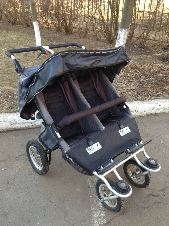 Продаю прогулочную коляску TFK  3.000 руб.