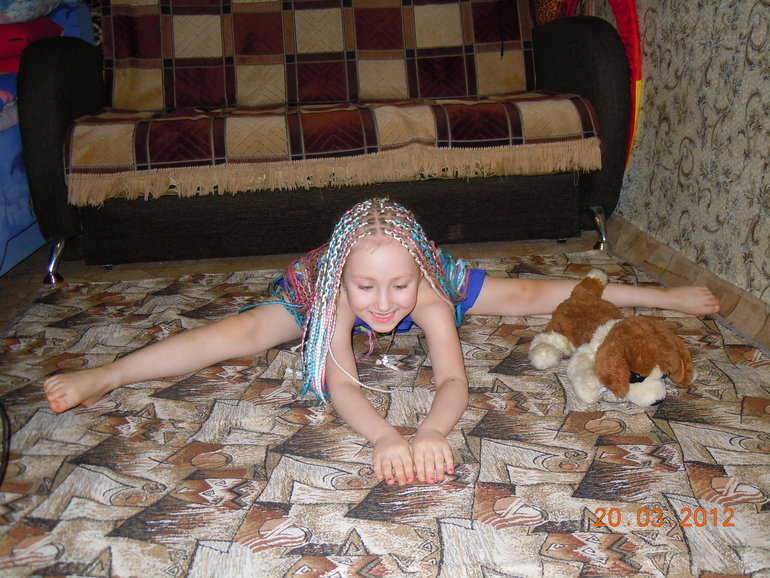 Любитель профессионал, не парикмахер.