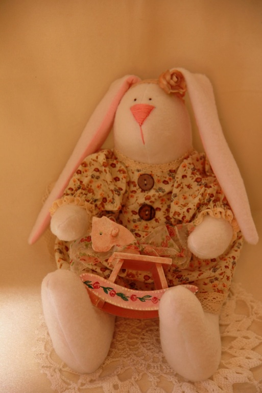 Игровая зайка с лошадкой