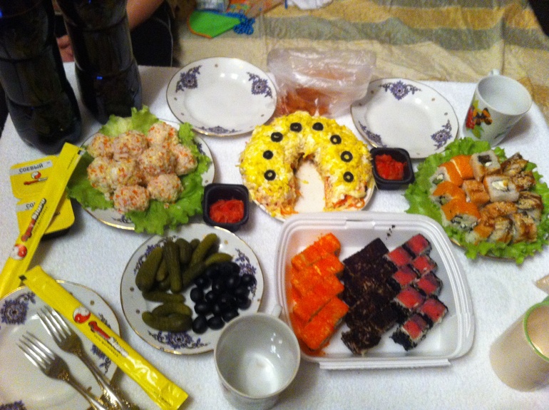 Наш первый Новый год втроем)))