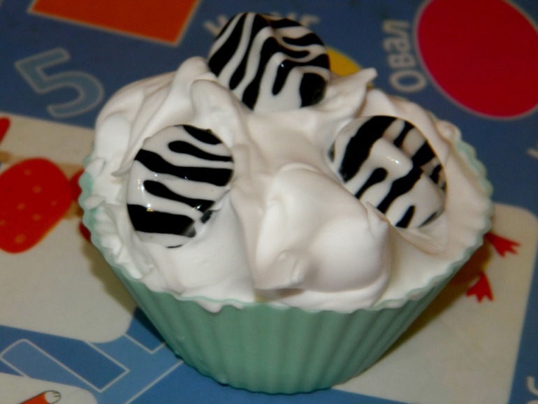 Пенная вечеринка:) Играем с пеной для бритья:)