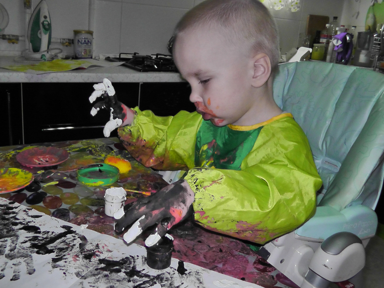 Олежке 2 и 1 добавила фото