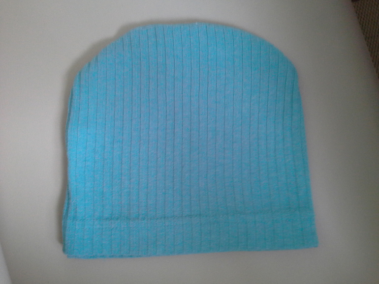 Пошилась шапочка