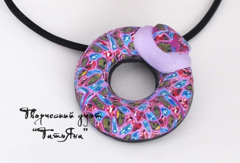 Новые работы. Рябиновый комплект. Кулон-бублик и еще 6 работ.