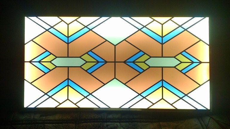 Световое витражное панно.