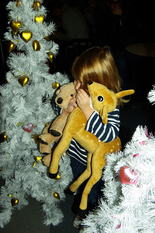 Как же сейчас здорово в магазинах) потихоньку готовимся к новому году)