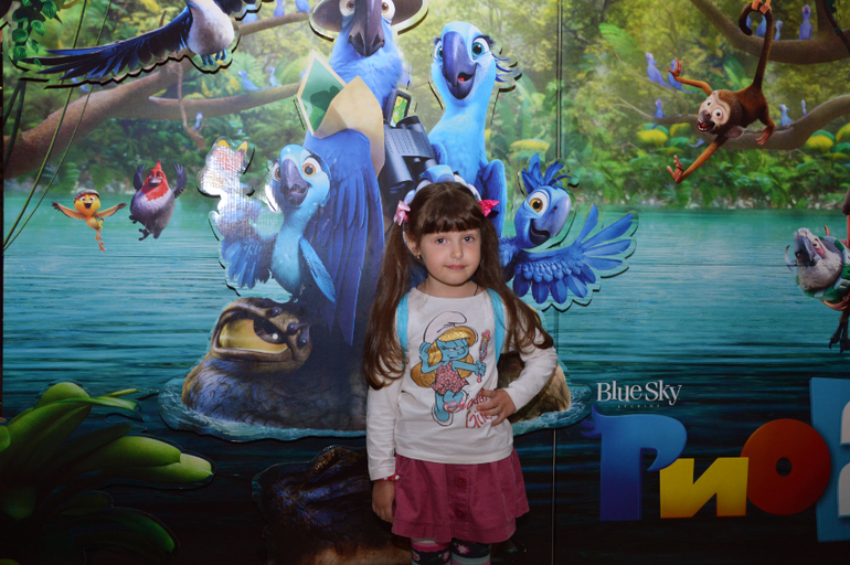 Хорошо у бабушки отдыхать.