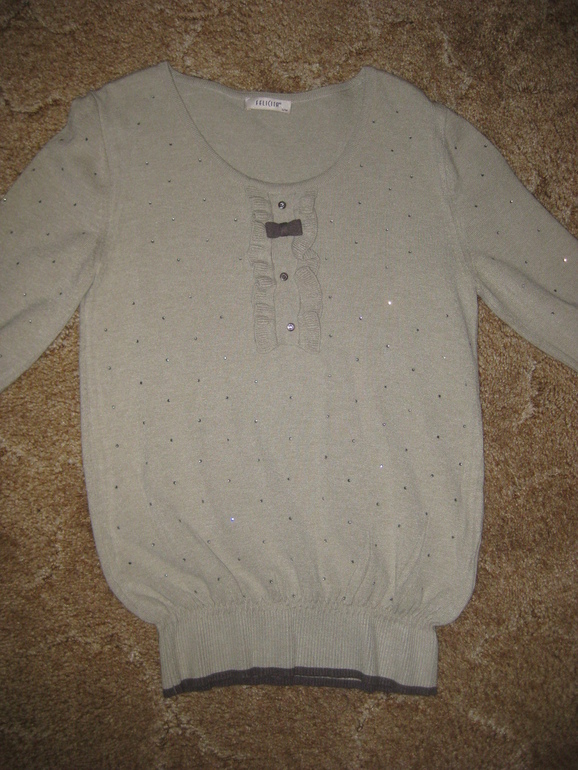 Фирменные вещи все по 600 р размер м 44-46